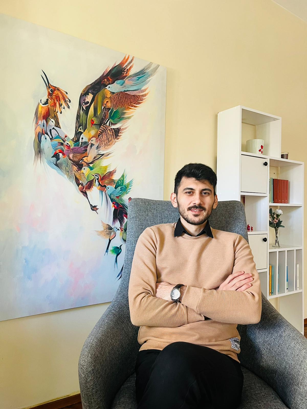 Psikolog İzzet Kayacan